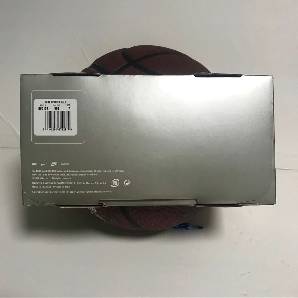 Nike 500 Indoor/Outdoor Size 7 Basketball - Picture 4 of 5